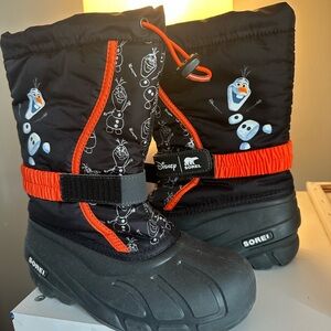 Sorel Kids' Black and Red Winter Boots with Olaf Design